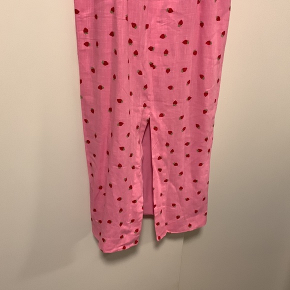Finders Keepers pink strawberry midi dress Size 4 - Picture 4 of 12
